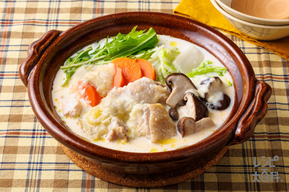 チーズとろ～り！鶏肉と白菜のミルク鍋