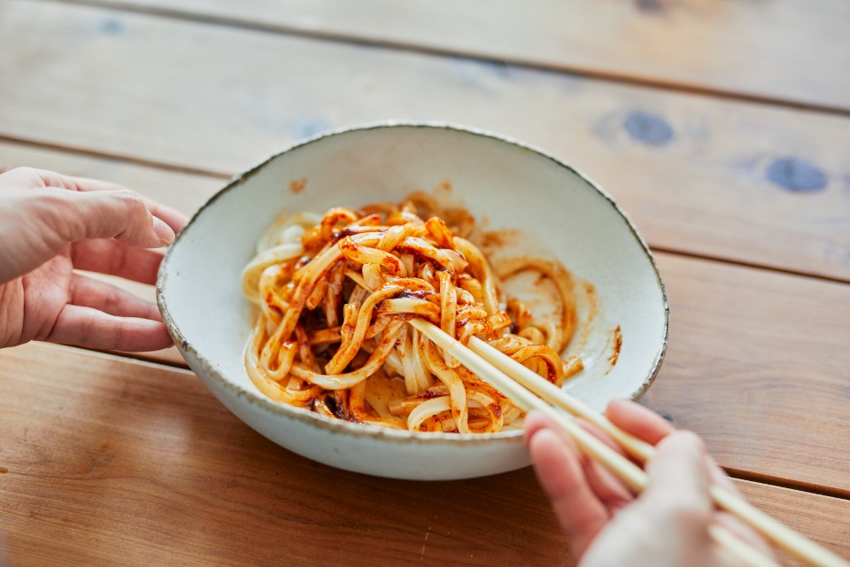 秒速　甘辛ビビンうどんの作り方_1_1