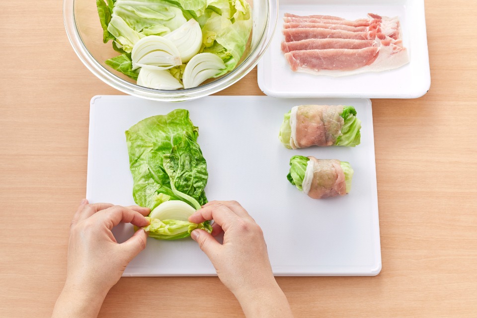 キャベツと玉ねぎの肉巻きの作り方_1_1