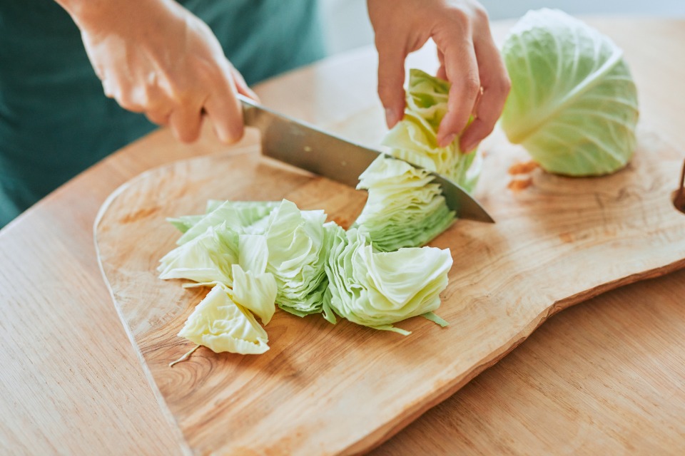 鶏肉ときゃべつのオイスー炒めの作り方_0_1