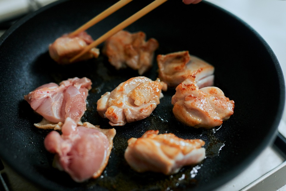 鶏肉ときゃべつのオイスー炒めの作り方_1_1
