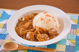 野菜まるごと!コンソメバターライスのごろごろチキンカレー