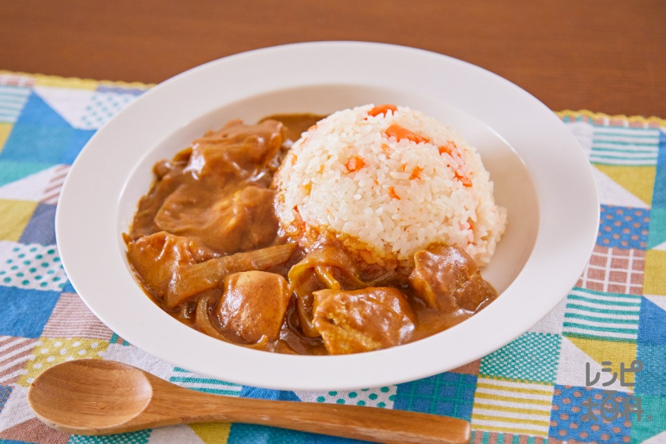 野菜まるごと！コンソメバターライスのごろごろチキンカレー