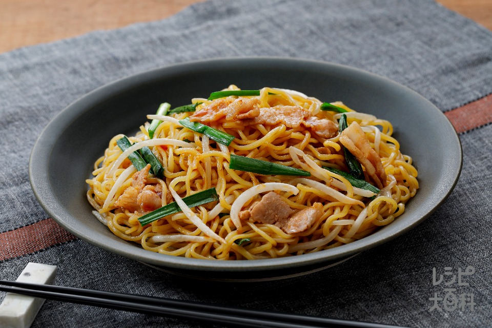 にんにくしょうゆ焼きそば