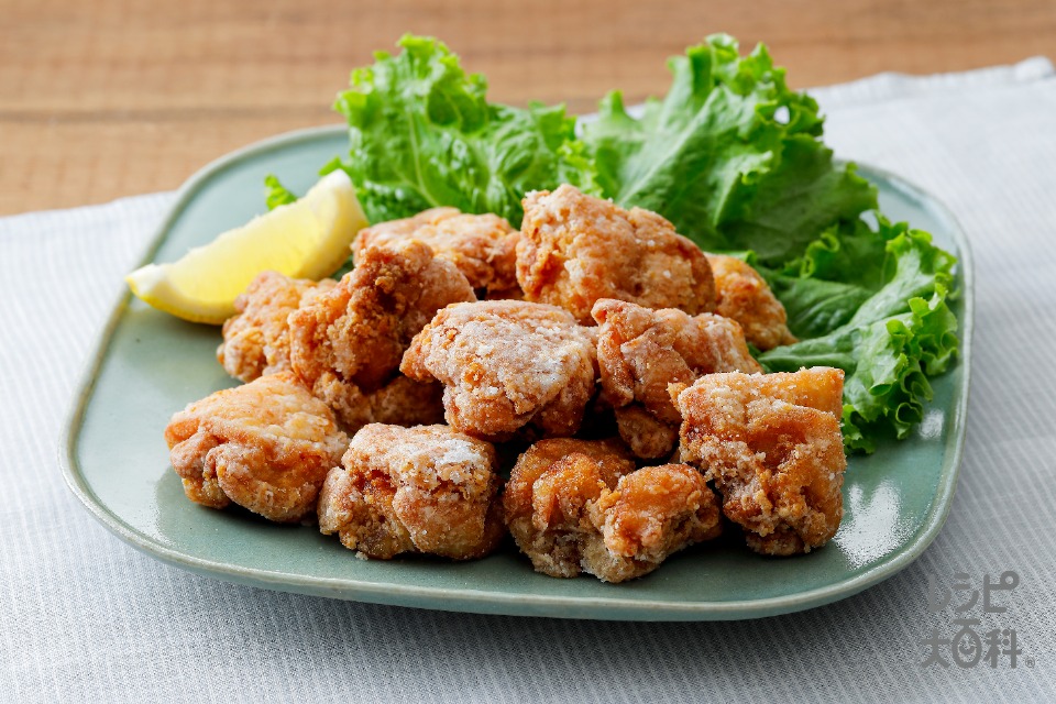 やみつきにんにくしょうゆ唐揚げ(鶏もも肉（皮つき）+酒を使ったレシピ)