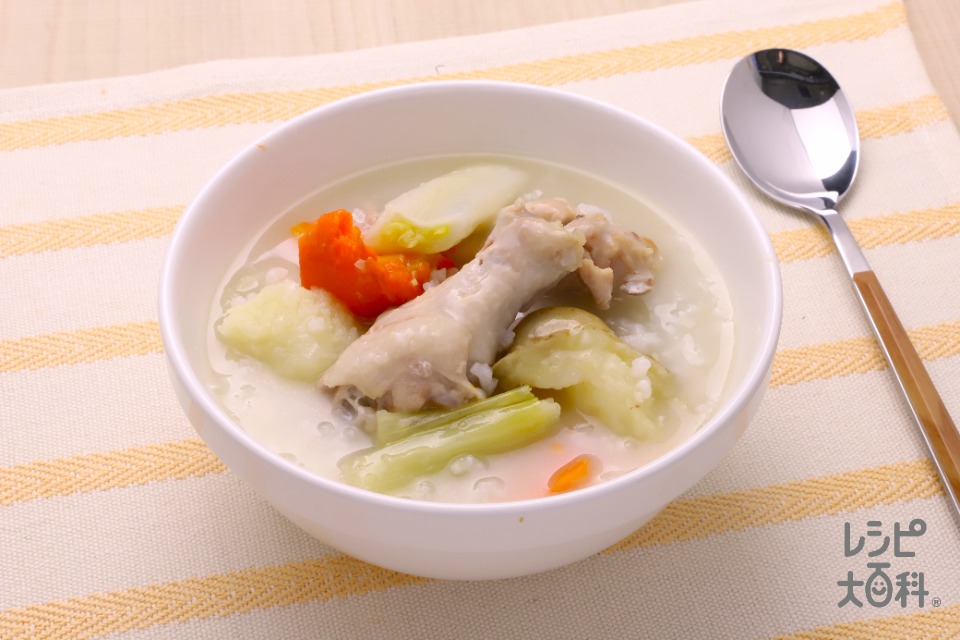 炊飯器で簡単！参鶏湯風ほろほろ煮込み