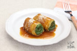 丸ごとピーマンの洋風煮込み