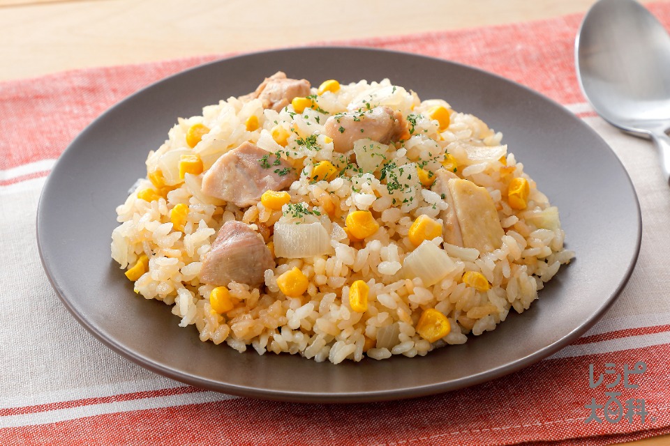 炊飯器で！鶏肉のコーンバターピラフ