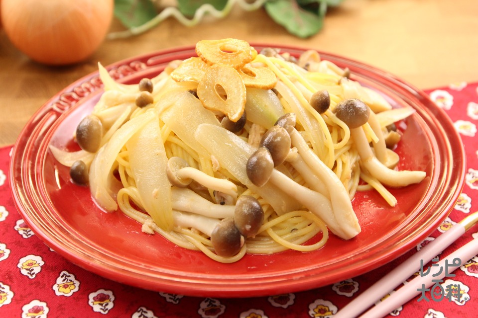 玉ねぎとツナのペペロンチーノ(スパゲッティ+ツナ油漬缶を使ったレシピ)