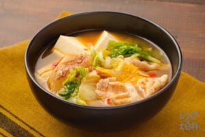香ばし白菜と豆腐の韓国風みそチゲ