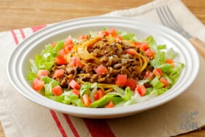 タコライス風パスタ