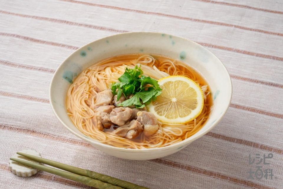 フォーそうめん(そうめん+鶏もも肉を使ったレシピ)