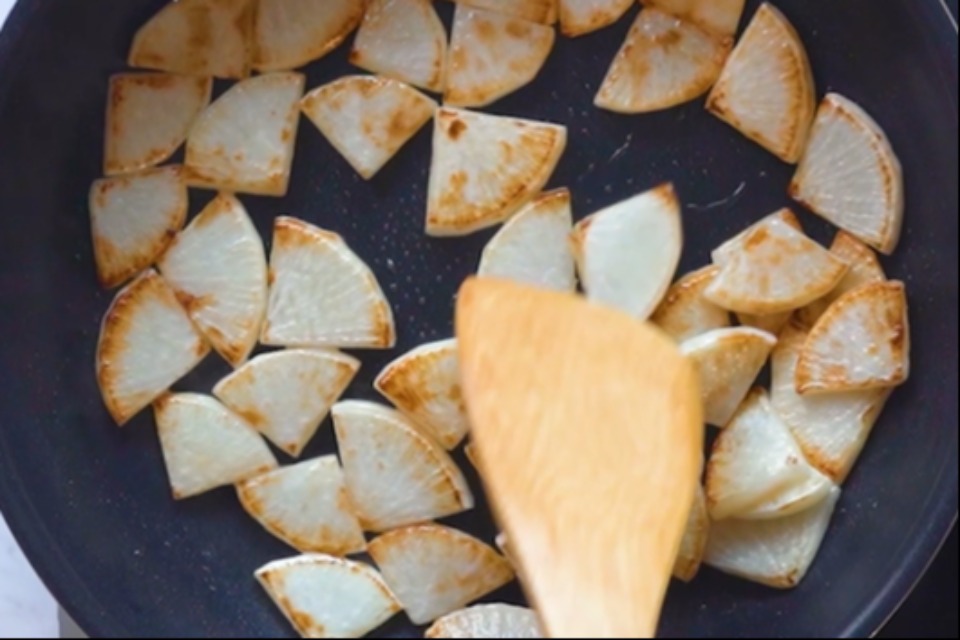 ごま担々風　豚大根炒めの作り方_1_1