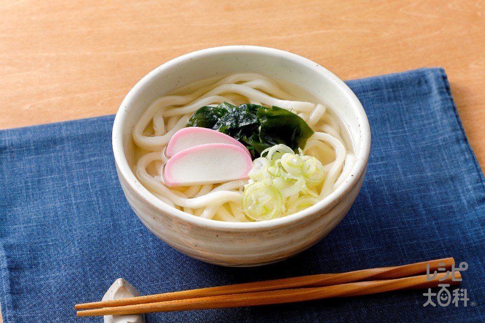焼きあごだしのかけうどん(ゆでうどん+水を使ったレシピ)