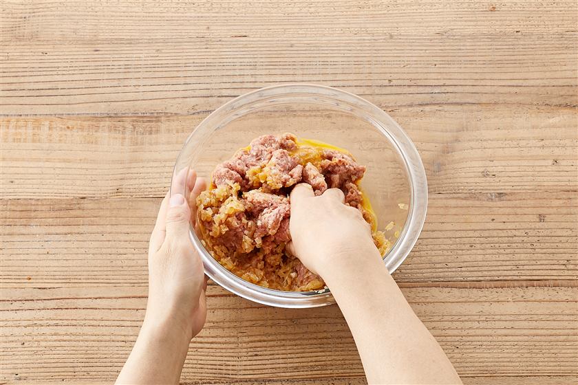 ふっくらジューシーハンバーグの作り方_1_1