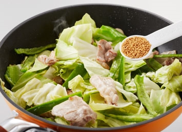 豚肉とキャベツの炒めカレーの作り方_1_1