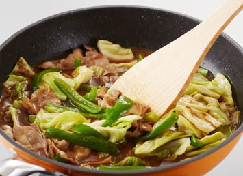 豚肉とキャベツの炒めカレーの作り方_2_3