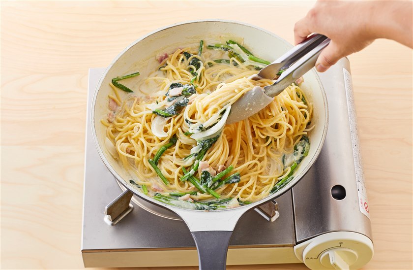 ほうれん草とベーコンのクリームパスタの作り方_4_1
