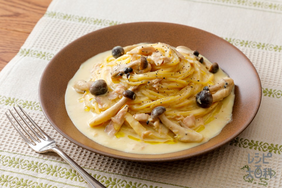 ツナとコーンのワンパンクリームパスタ(スパゲッティ+ツナ水煮缶を使ったレシピ)