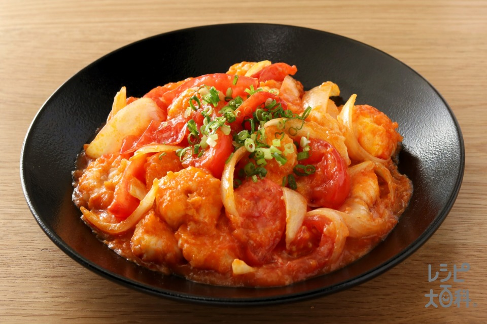 トマトのさっぱりエビチリ(無頭えび+トマトを使ったレシピ)