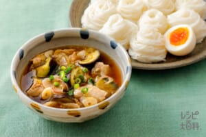 なすとみょうがの豚バラつけそうめん
