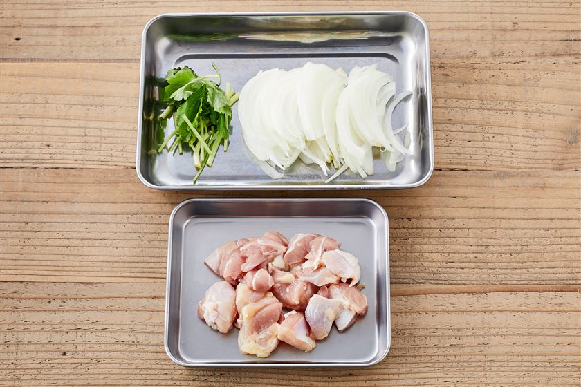 とろ～り卵に仕上げる！基本の親子丼の作り方_0_1