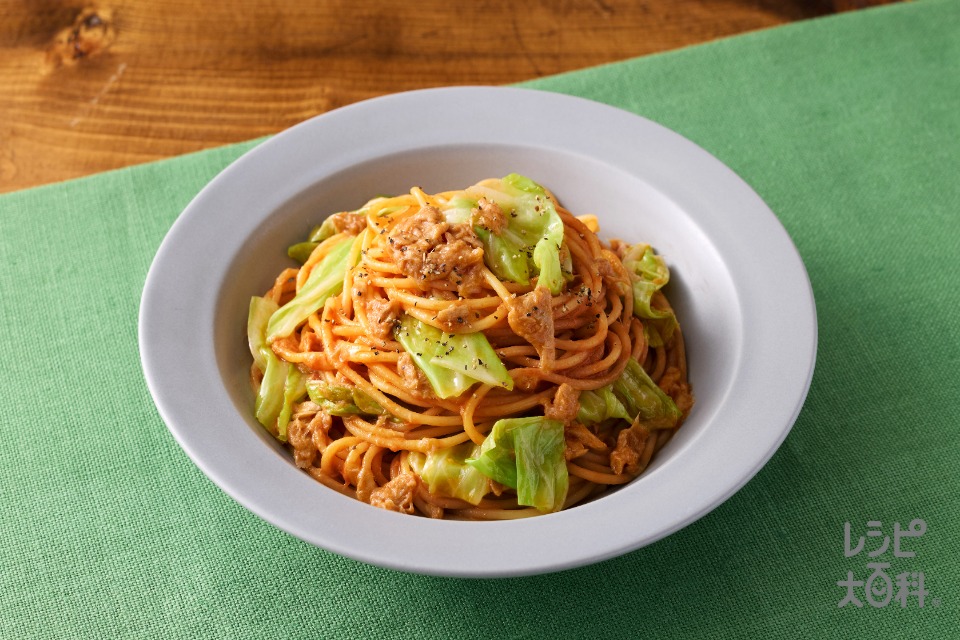 ツナとキャベツのトマトクリームパスタ(スパゲッティ+ツナ油漬缶を使ったレシピ)