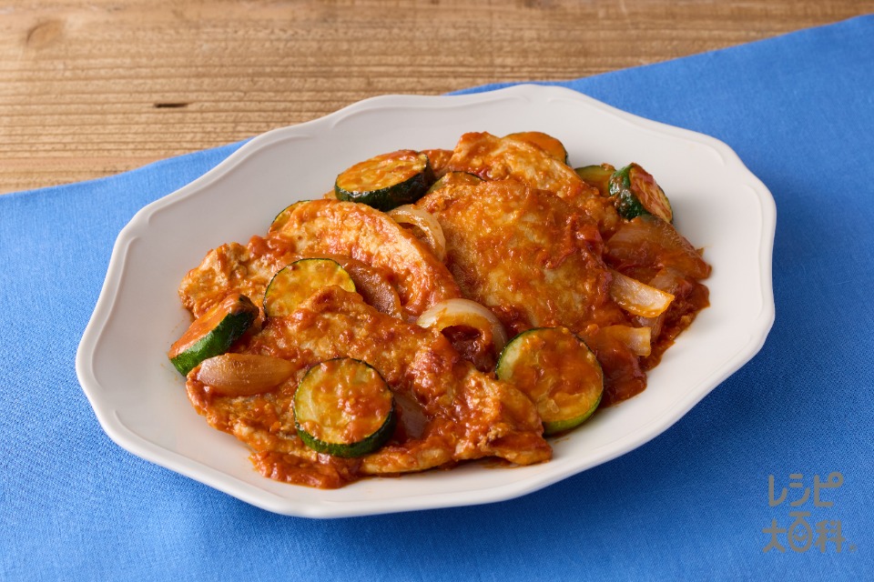 トマトクリームソースのポークソテー(豚ロースしょうが焼き用肉+「瀬戸のほんじお」を使ったレシピ)