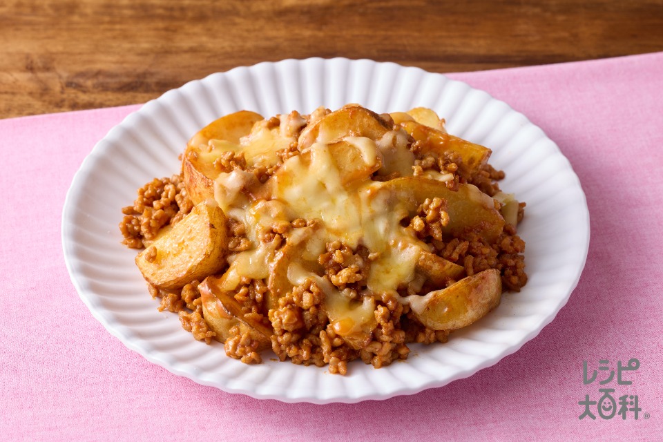 ひき肉のじゃがチーズ焼き(豚ひき肉+じゃがいもを使ったレシピ)