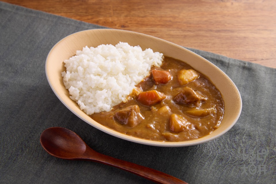 コクうまだしカレー(豚もも肉+にんじんを使ったレシピ)