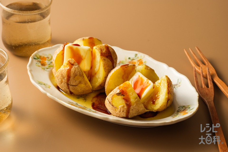 じゃがオイスターバター(じゃがいも+バターを使ったレシピ)