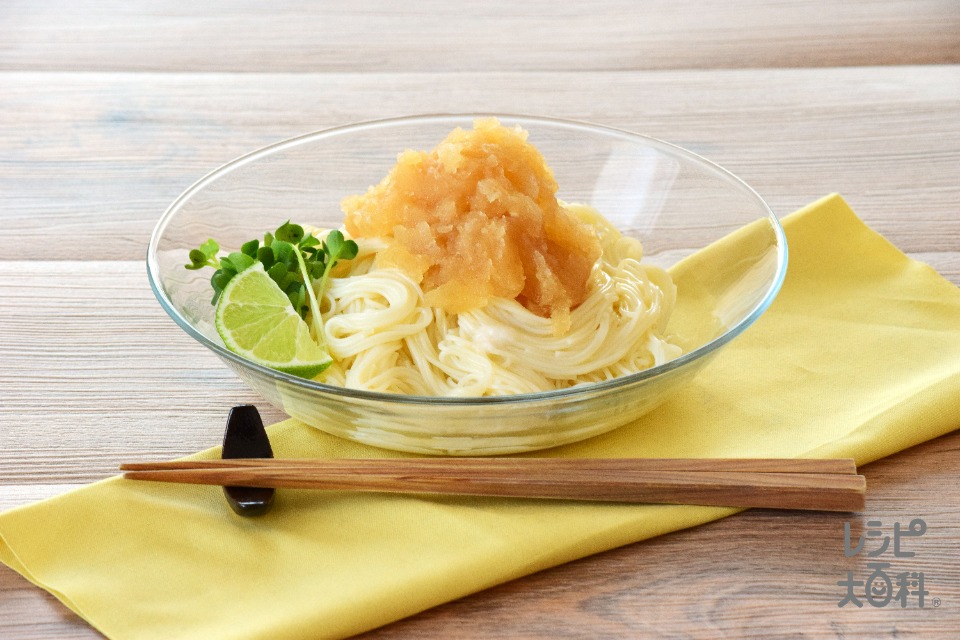 氷みぞれつゆ　鶏だしゆず風味そうめん(そうめん+「氷みぞれつゆ」鶏だしゆず風味を使ったレシピ)