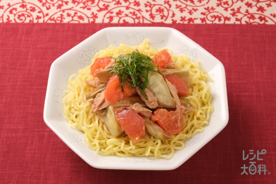 しみしみ鶏だし冷やし中華(中華生めん+なすを使ったレシピ)