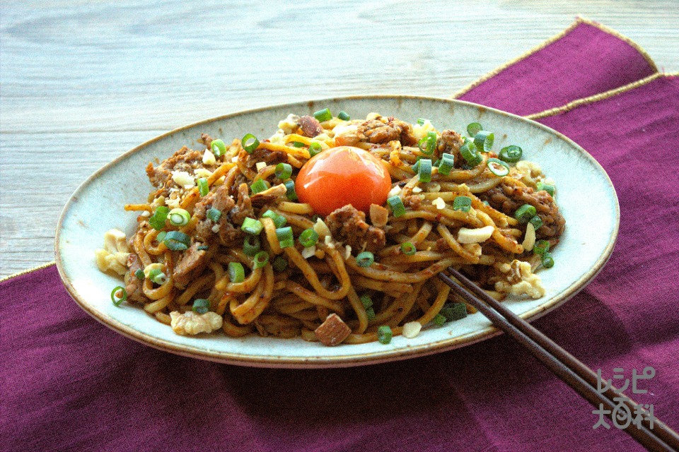 極（プレミアム）麺　～黒～(焼きそば用蒸しめん+水を使ったレシピ)