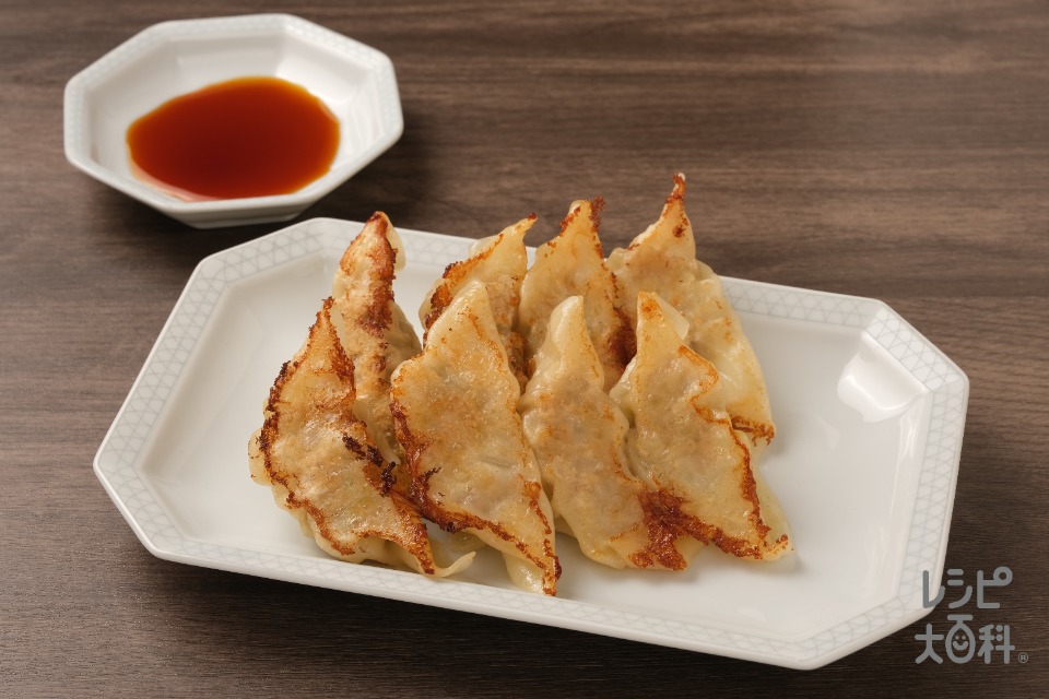 肉汁餃子(餃子の皮+豚ひき肉を使ったレシピ)