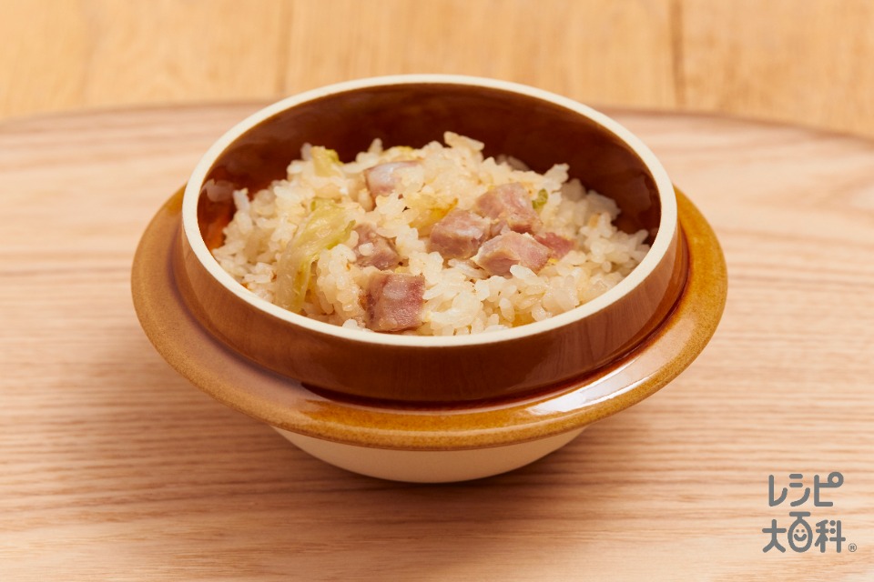 コンソメ仕立ての岐阜名物合体釜飯(米+湯を使ったレシピ)