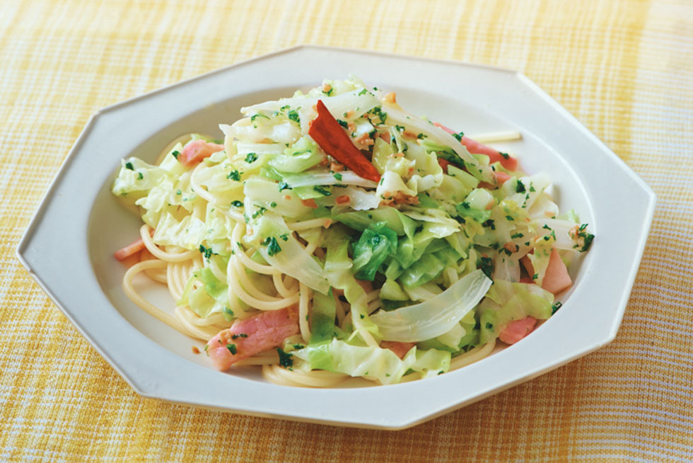 調理科学で解決！ オイルパスタのおいしい作り方 キャベツとベーコンのパスタ編