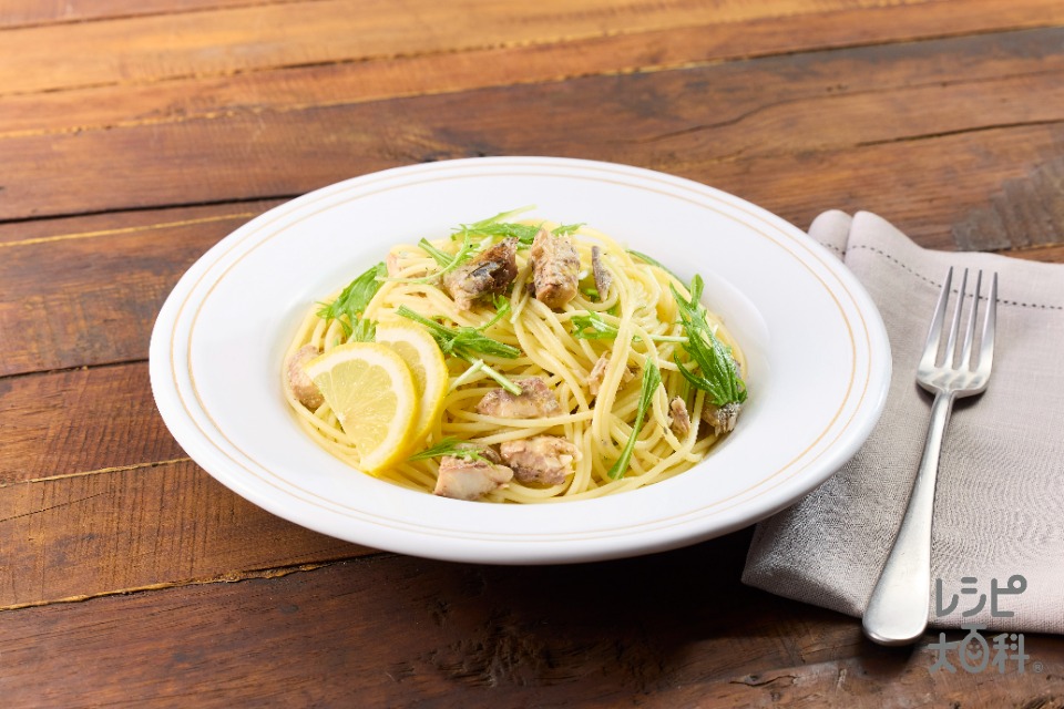さばとレモンのさっぱりガーリックパスタ(スパゲッティ+さば水煮缶を使ったレシピ)