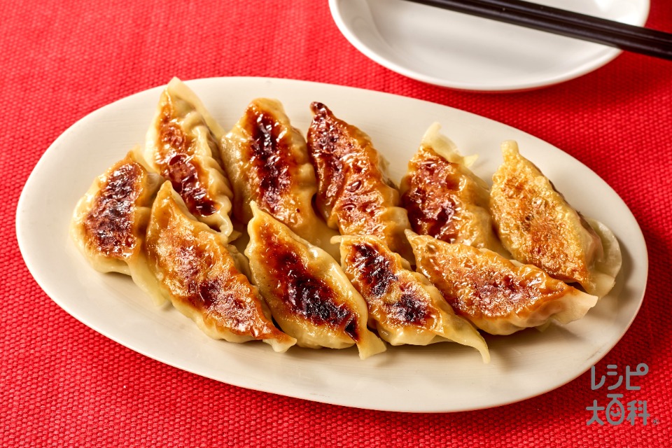 肉汁じゅわっと肉餃子(豚ひき肉+キャベツを使ったレシピ)