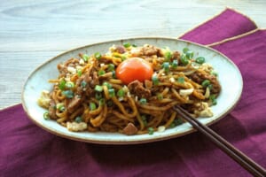 電子レンジで本格味！ うま辛好きにオススメの 麻辣混ぜそばレシピ